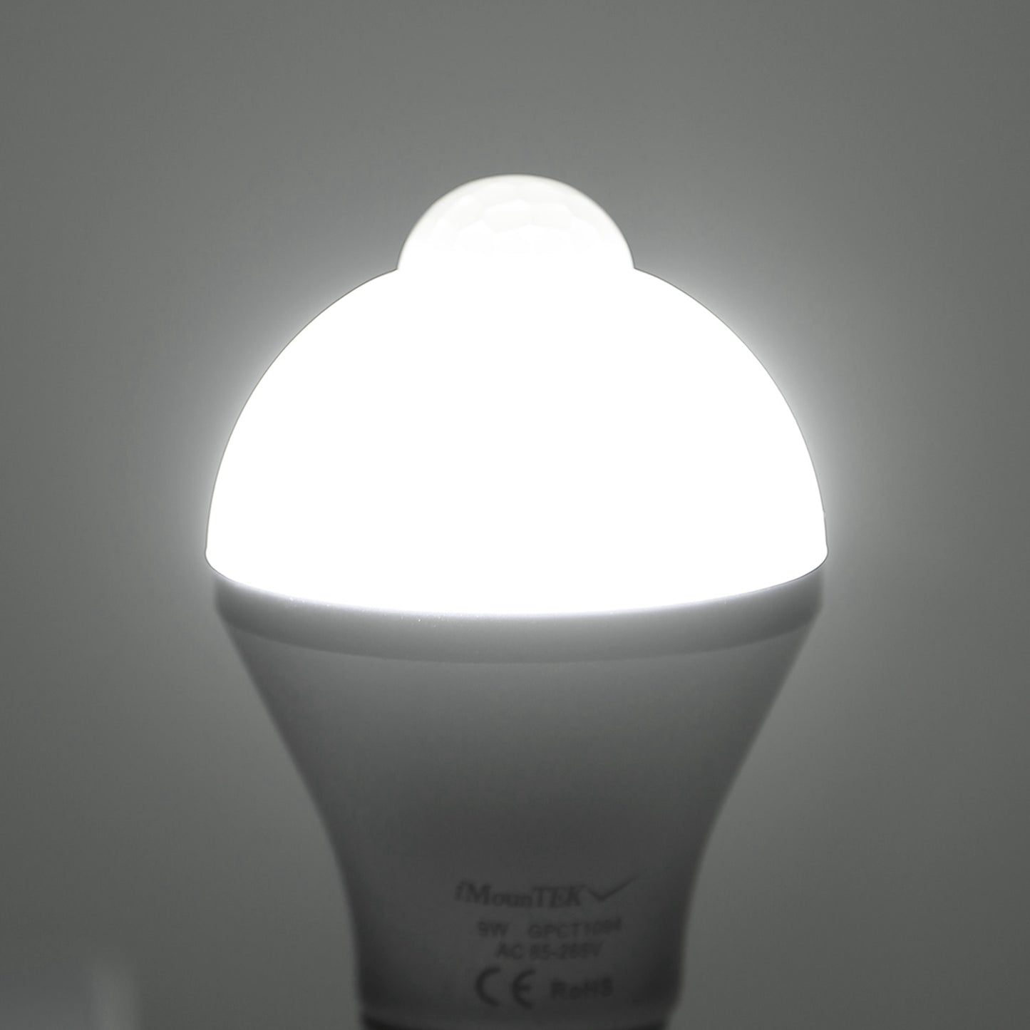 Revolutionary Smart E27 Motion Sensor LED Bulb - 9W 6500K Automatic Dusk to Dawn Lighting for Home & Garden