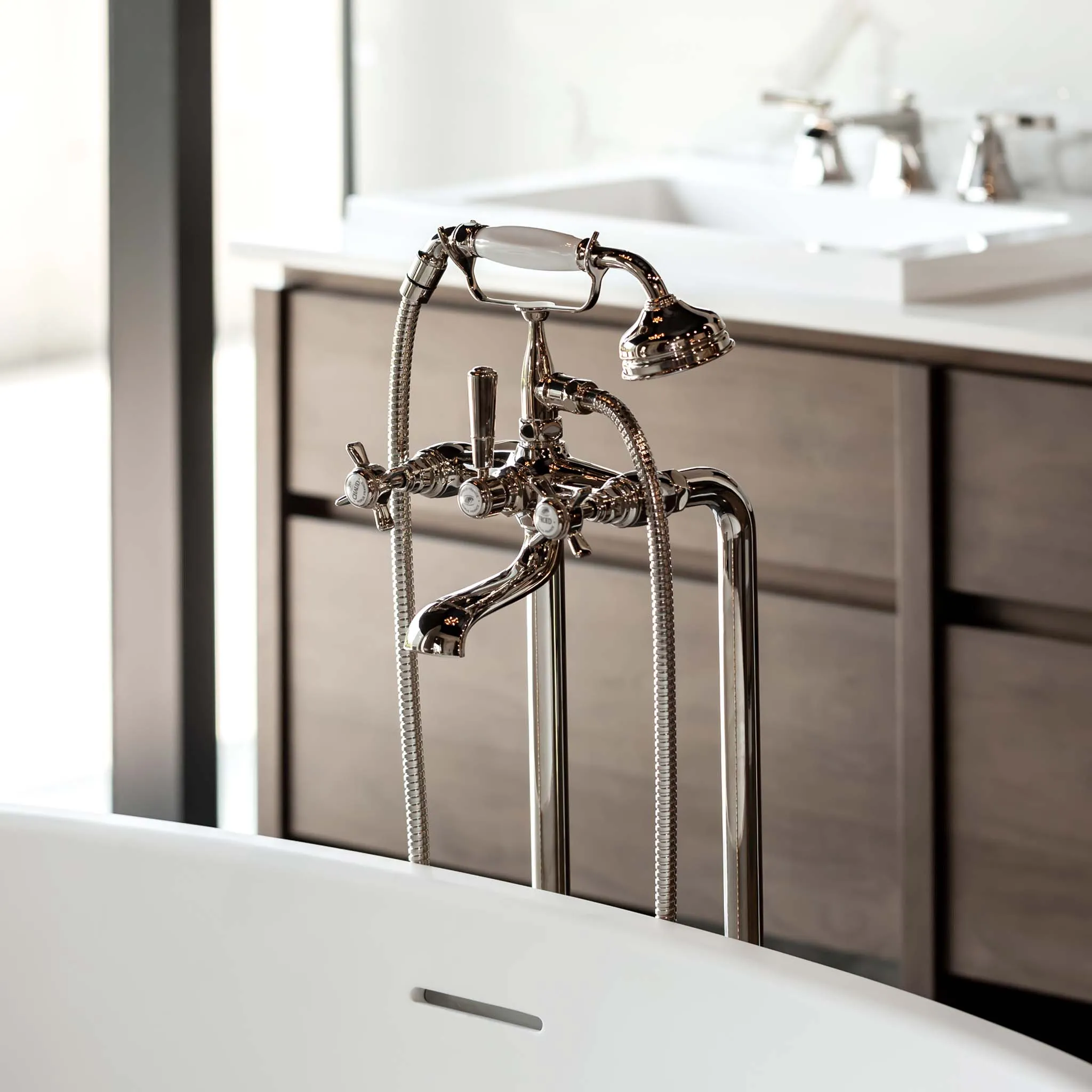 Horus Coventry Tub Filler