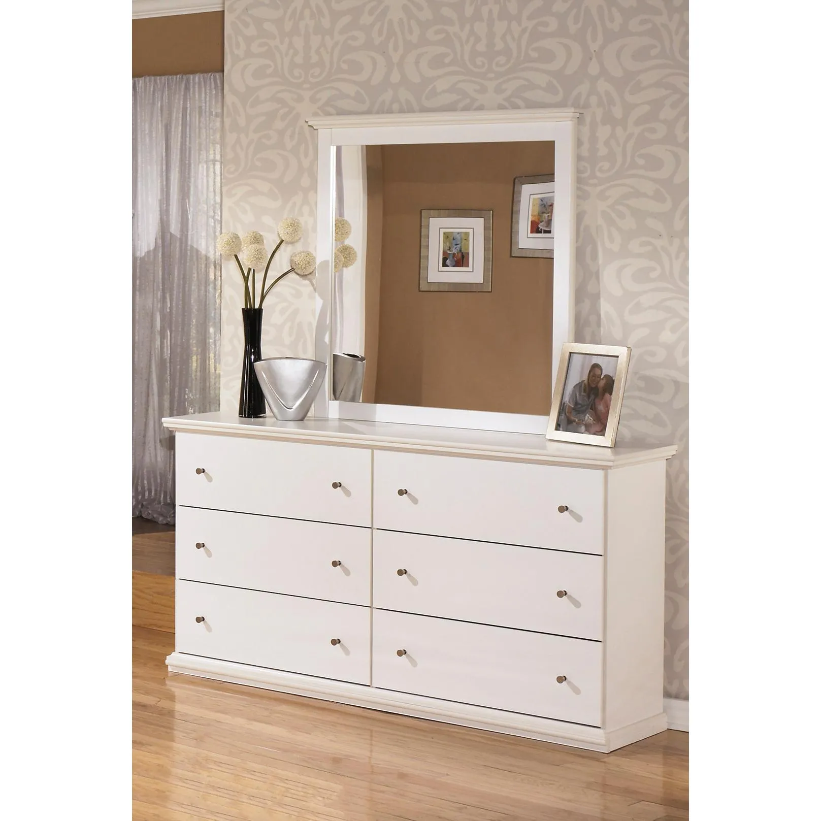 Signature Design by Ashley Bostwick Shoals B139B14 8 pc Queen Bedroom Set