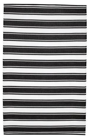 VIANA - FIESTA 6' X 9' OUTDOOR PLASTIC BLACK & WHITE BAND RUG